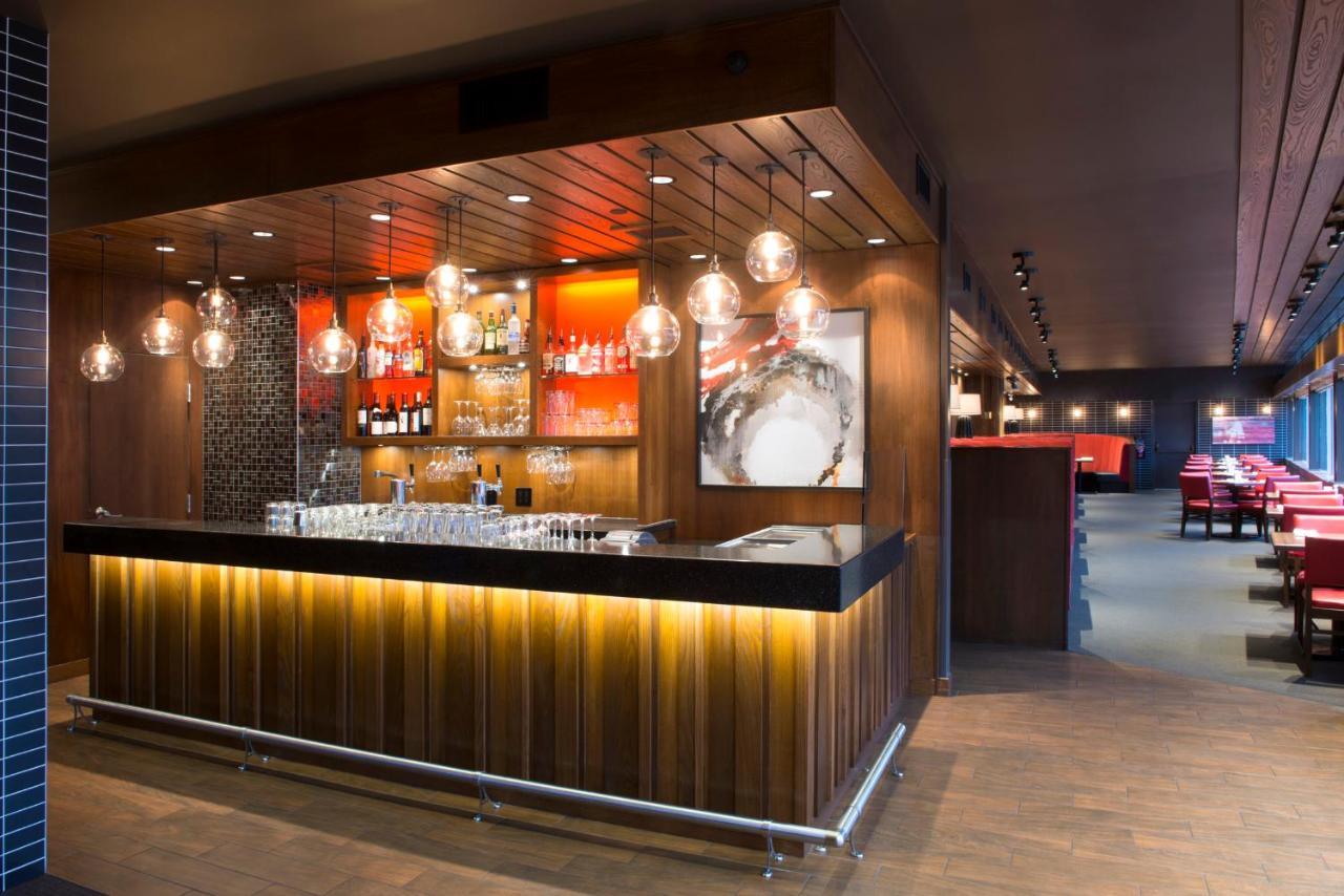 萨斯卡通骑士喜来登酒店 外观 照片