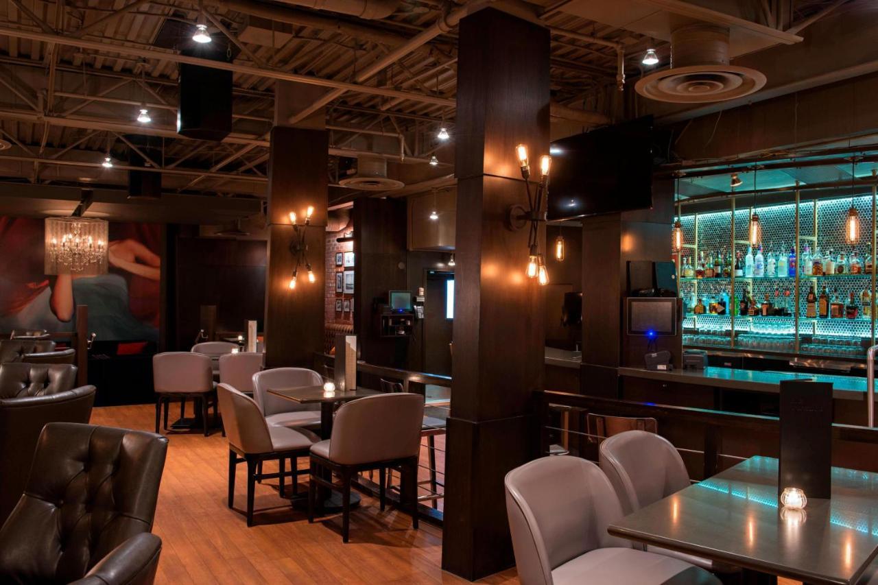 萨斯卡通骑士喜来登酒店 外观 照片